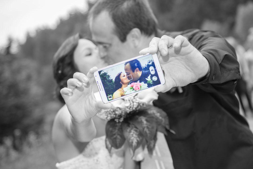 poročna fotografija_vsezaporoko_poroke v sloveniji_weddings photography_najbolj&scaron;i poročni fotograf_roman bor_velenje_events_fotografiranje porok_nasveti za fotografiranje_fotografiranje nosečk_družinsko fotografiranje_portretna fotografija_fotografiranje otrok_fotografiranje družin_nosečni&scaron;ka fotografija_komercialna fotografija_