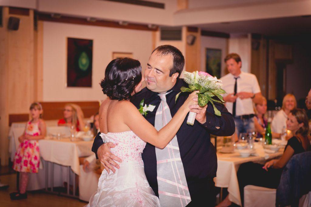 poročna fotografija_vsezaporoko_poroke v sloveniji_weddings photography_najbolj&scaron;i poročni fotograf_roman bor_velenje_events_fotografiranje porok_nasveti za fotografiranje_fotografiranje nosečk_družinsko fotografiranje_portretna fotografija_fotografiranje otrok_fotografiranje družin_nosečni&scaron;ka fotografija_komercialna fotografija_