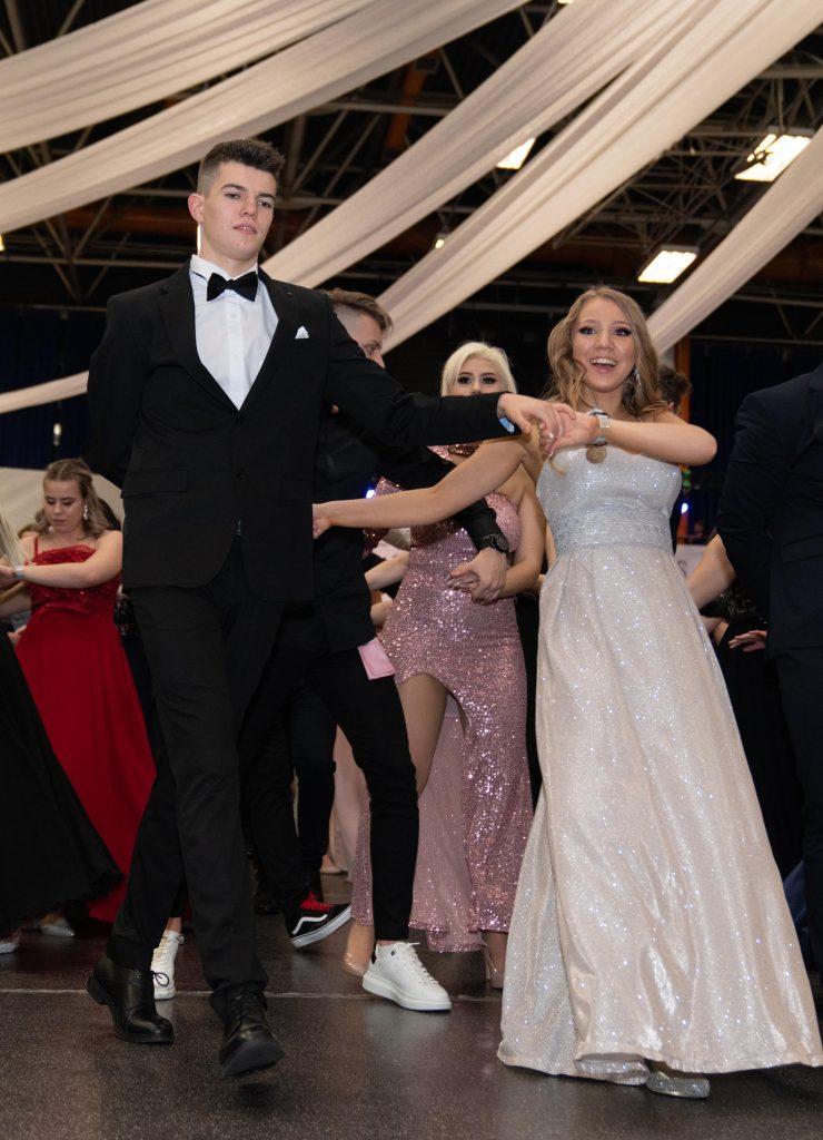 maturantski ples celje 2019, maturantski ples 2019 &scaron;c celje, gimnazija lava maturantski ples srednja &scaron;ola za storitvene dejavnosti in logistiko celje, srednje &scaron;ole celje, avtokaroserist celje, frizerska &scaron;ola celje, gimnazija lava urnik,roman bor,foto izziv,velenje,