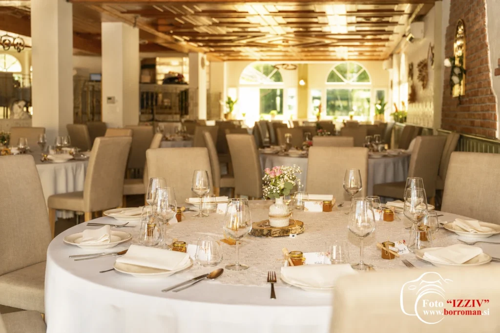 porocna-fotografija-porocna-dekoracija-linasi-resort-007-2