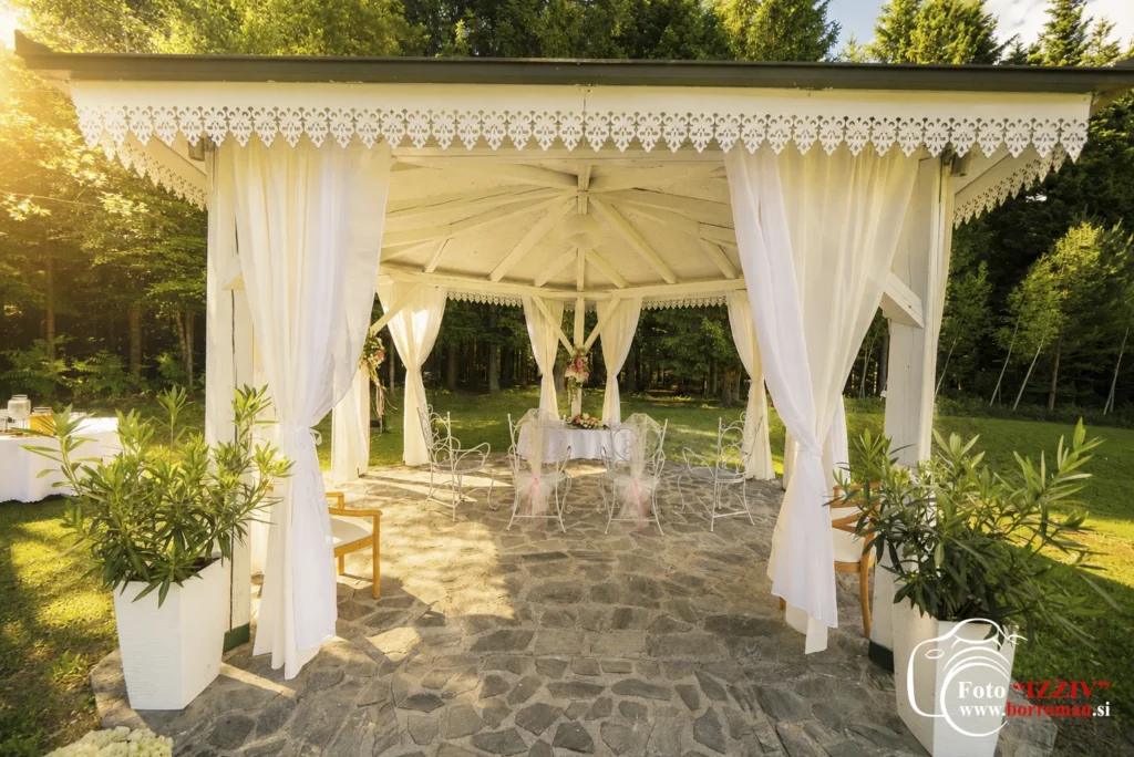 porocna-fotografija-porocni-obred-linasi-resort-006-1